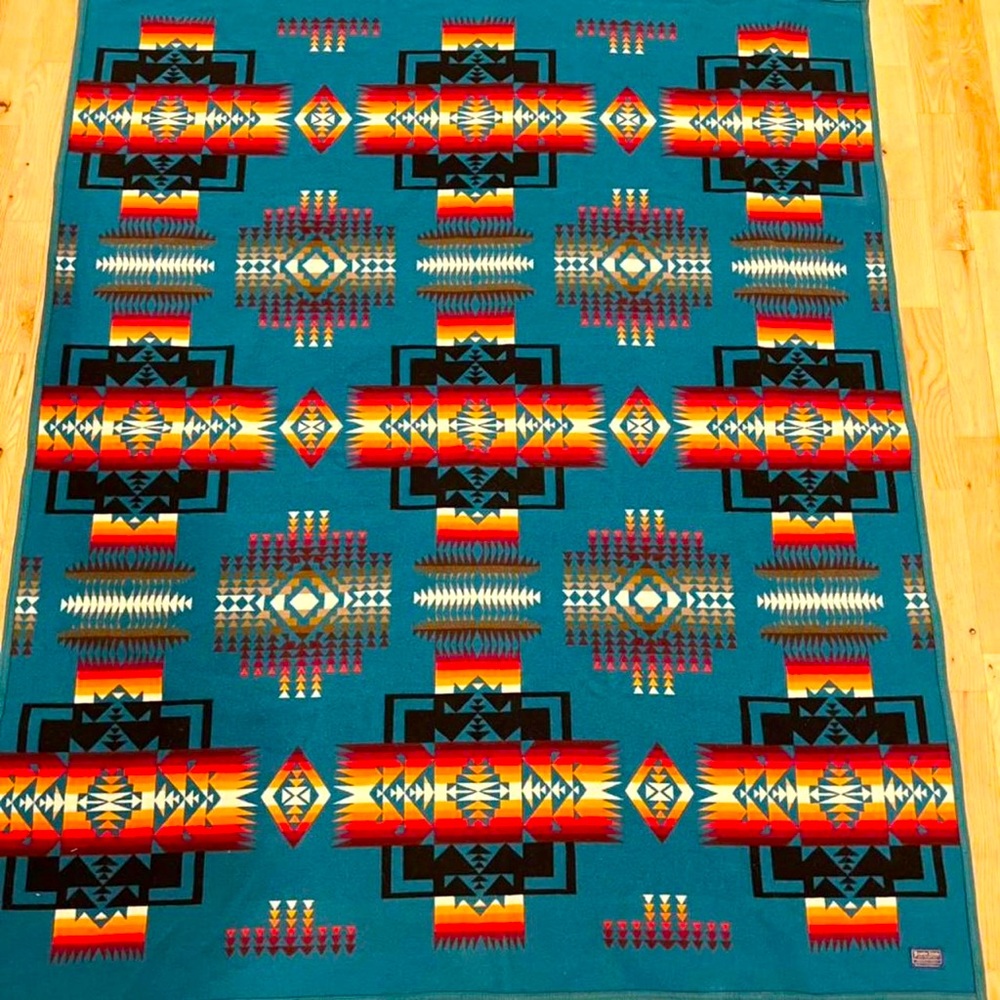 Vintage Pendleton Aztec Print 100% Wool Blanket 65 x 75
